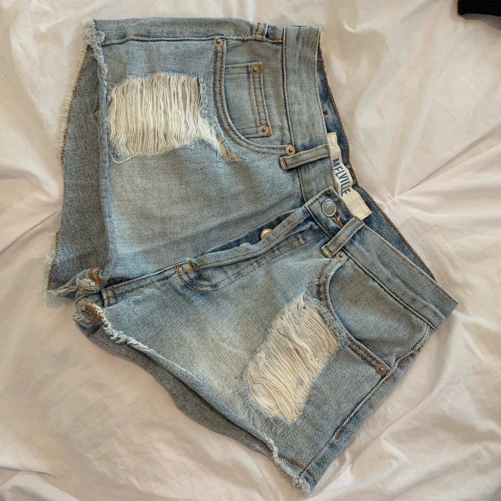 Brandy Melville shorts